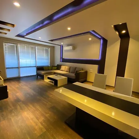 Lägenhet Modern 1br Apart W/ Garden View & Free Str Parking Plovdiv